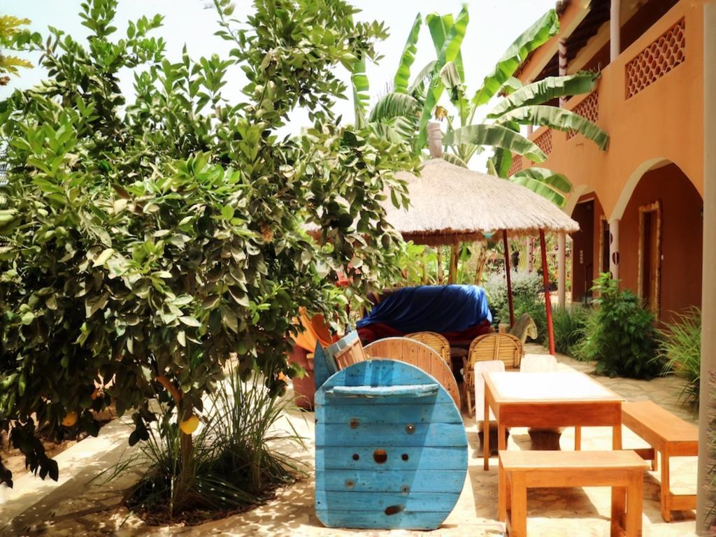 Albergue Begue Pokai Toubab Dialaw Exterior foto